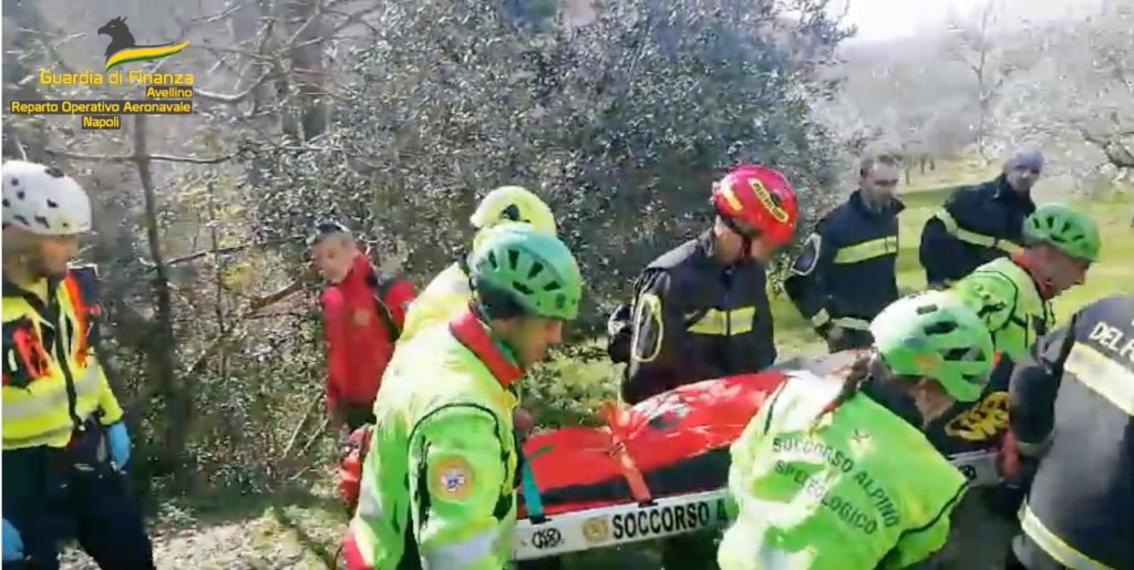 Scomparso da giorni, 82enne ritrovato senza vita in zona impervia di Parolise 