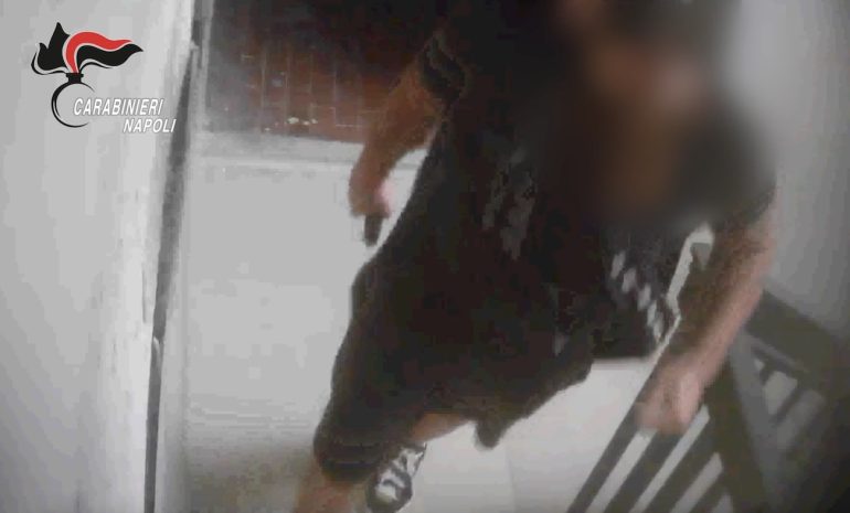 Pomigliano, tangenti a tutti i commercianti: “Ti faccio fare l’eterno riposo”. I nomi dei 54 indagati