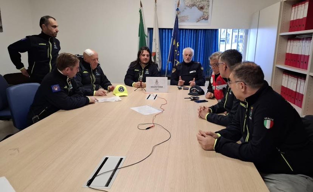 Terremoto, a Bacoli saltata rete idrica. Il sindaco: “Cittadini preoccupati”