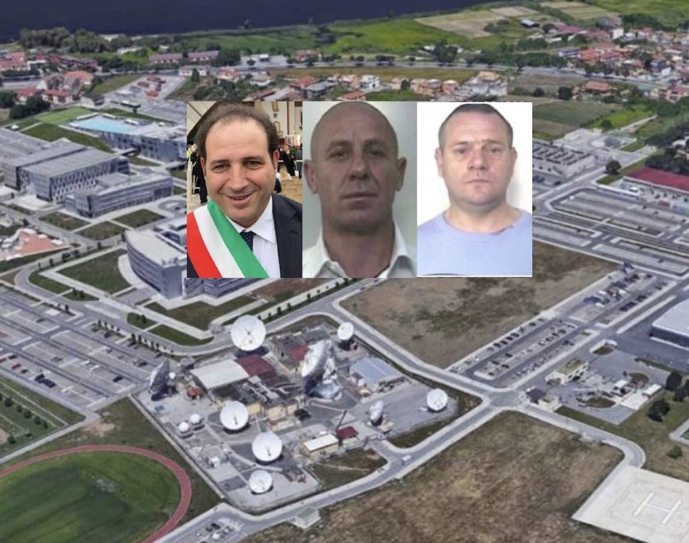 Giugliano, una mazzetta da centinaia migliaia euro per i lavori stradali alla base Nato