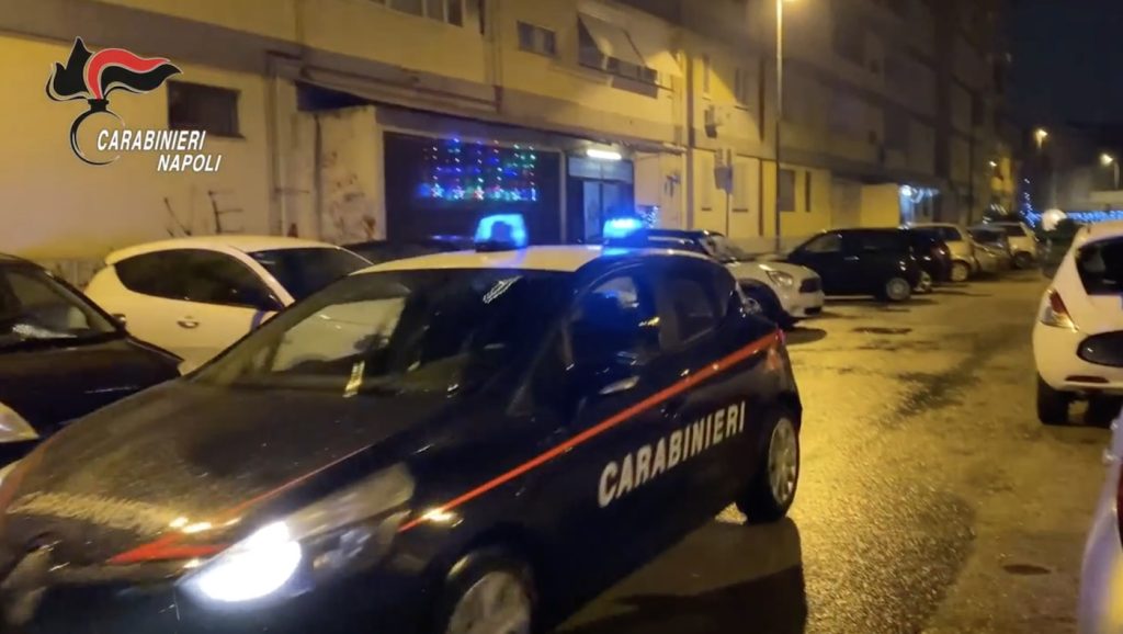 Caivano, gemelli pusher a 16 anni: arrestati
