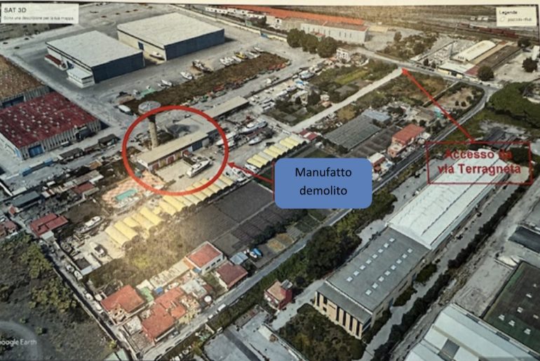 Torre Annunziata, demolito capannone industriale abusivo