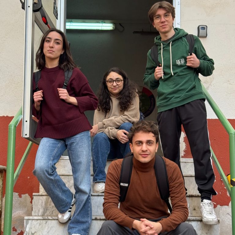 Domani si chiude il ciclo di spettacoli del progetto di Mario Gelardi Te lo leggo negli occhi