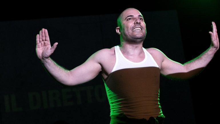 Via Crudex – Cantico della minaccia al Teatro Civico 14