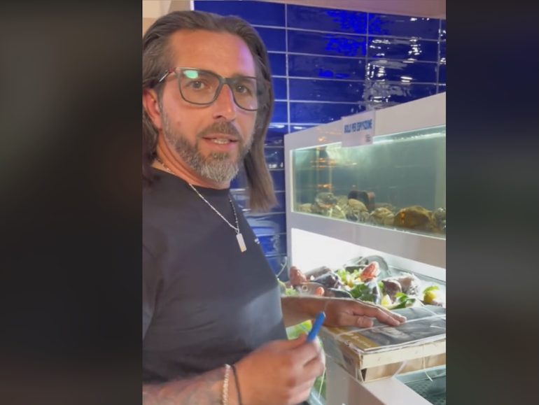 Camorra, si è consegnato il ras Luciano Verdoliva, il ristoratore del clan D’Alessandro