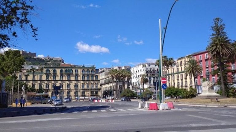 Napoli, 17enne investito in viale Dohrn: è grave al Cardarelli