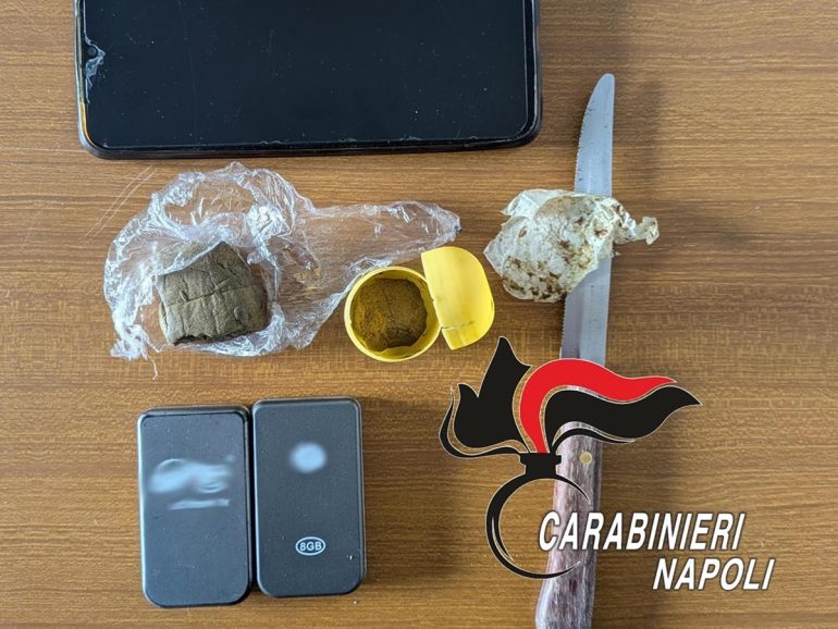 Ischia, pusher minorenne arrestato nei pressi di una scuola