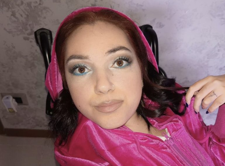 Volla, morta a 21 anni Rita Cefariello: la madre aveva chiesto aiuto alla Meloni