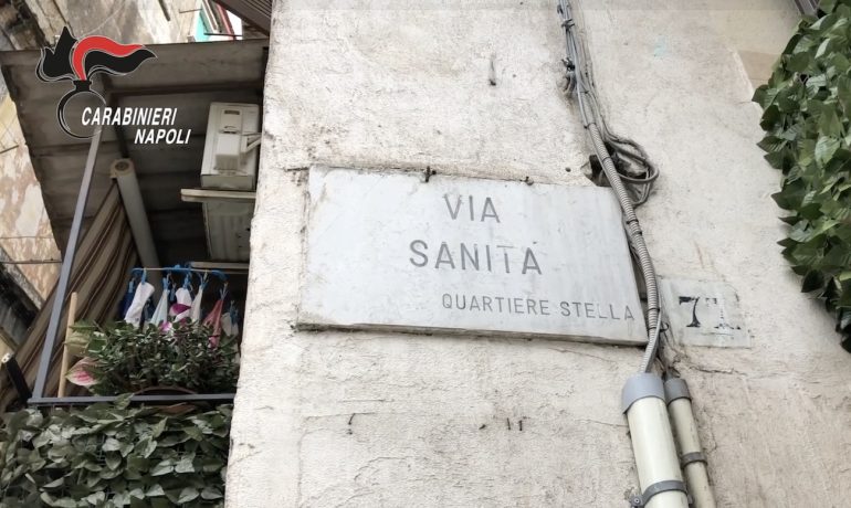 Napoli, sgominata centrale operativa per truffe online: denunciato 27enne