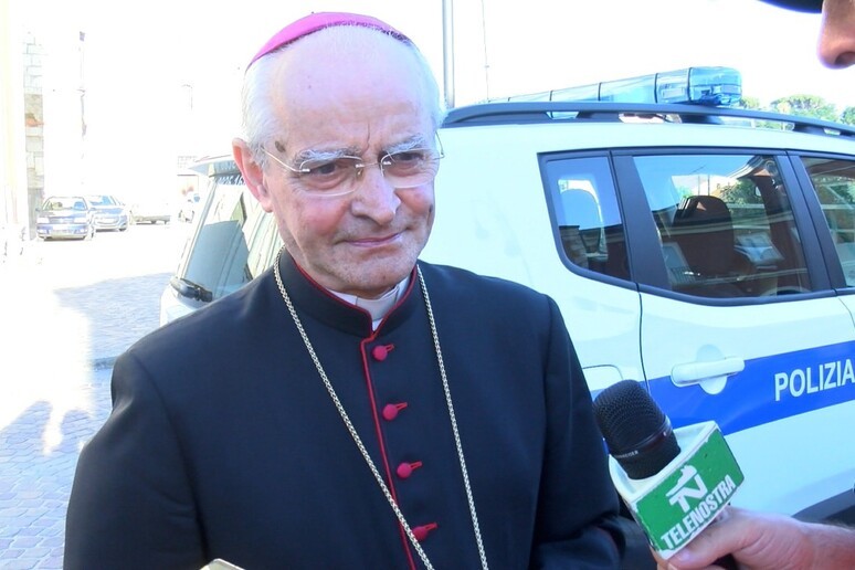 Positivo all’alcol test, vescovo di Avellino sospende parroco