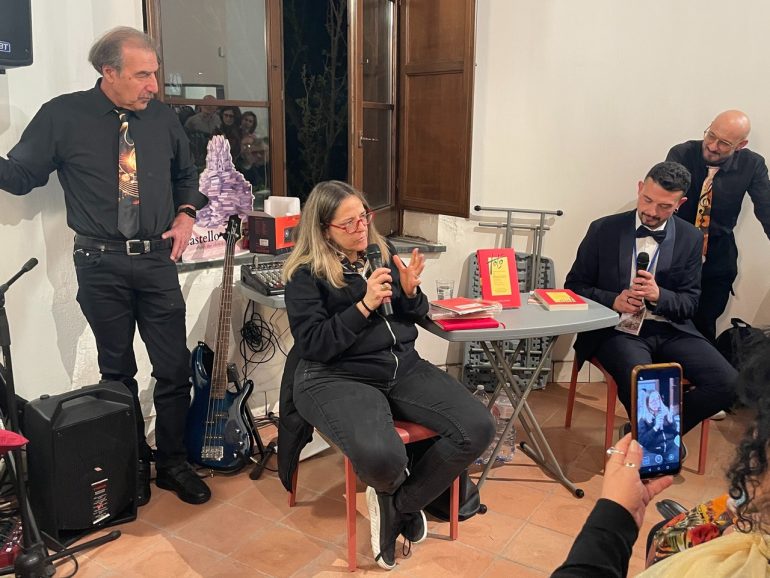 Elena Anticoli De Curtis, la nipote di Totò, ospite al Castello di Lucrezia D’Alagno