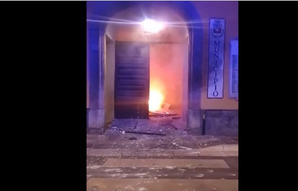 Attentato a Castel San Giorgio, intensificata la vigilanza