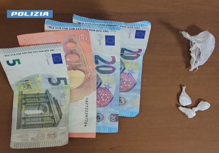Napoli, pusher recidivo arrestato per l’ennesima volta a Porta Nolana
