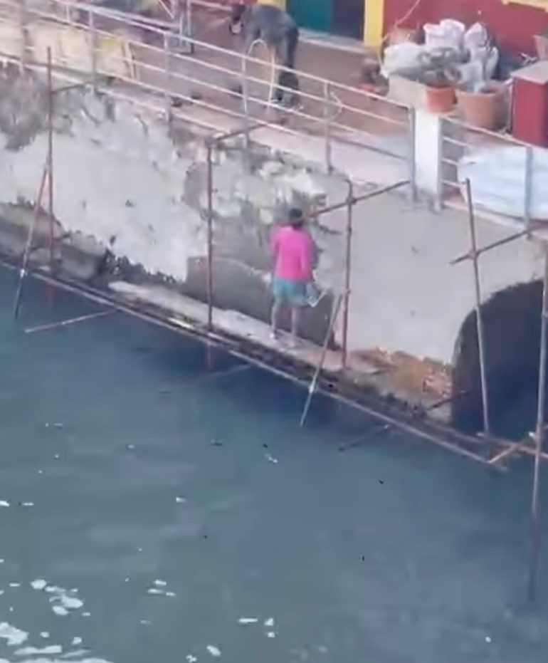 Posillipo, lavori edilizi irregolari a Baia due Frati: scattano le denunce