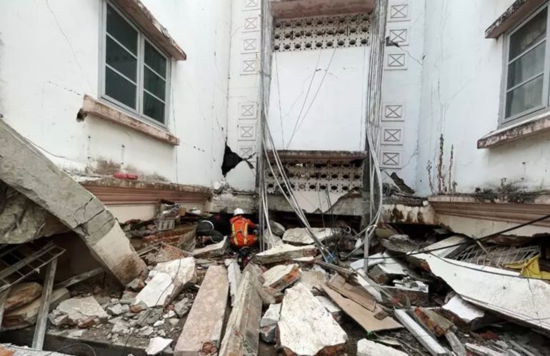Terremoto Myanmar: il bilancio supera i 1.000 morti, soccorsi a rischio per la guerra civile