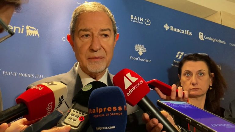 Musumeci: «La Regione Campania non ha chiesto lo stato di emergenza»