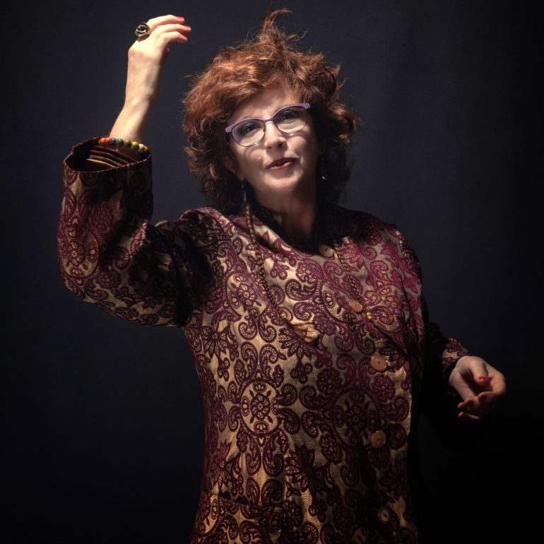 Gabriella Rinaldi presenta I Colori del Tempo, la sua prima raccolta di canzoni