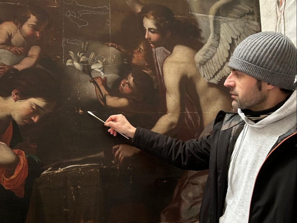 Friends of Naples presenta il nuovo restauro: L’Annunciazione di Francesco Guarino torna a splendere nella Chiesa di Santa Maria di Costantinopoli