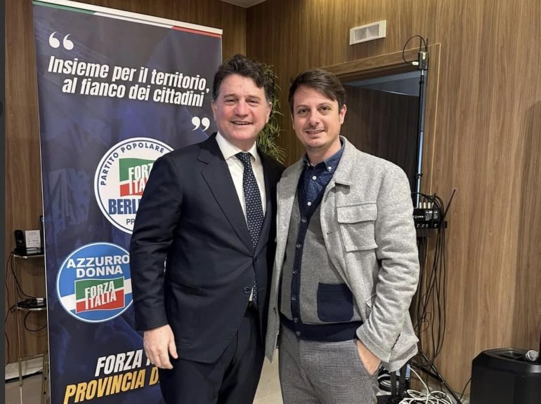 Arzano, sperpero di denaro pubblico: la denuncia del consigliere Luigi De Rosa