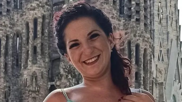 Napoli, una sedia a ruote elettrica per raggiungere gli alunni in classe: parte la raccolta fondi 