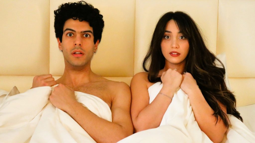 Il ritorno del teatro nelle stanze di Palazzo Caracciolo con “Do Not Disturb” di Mario Gelardi