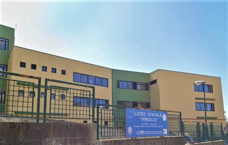 Campi Flegrei, monitoraggio quotidiano della CO₂ nelle scuole di Pozzuoli