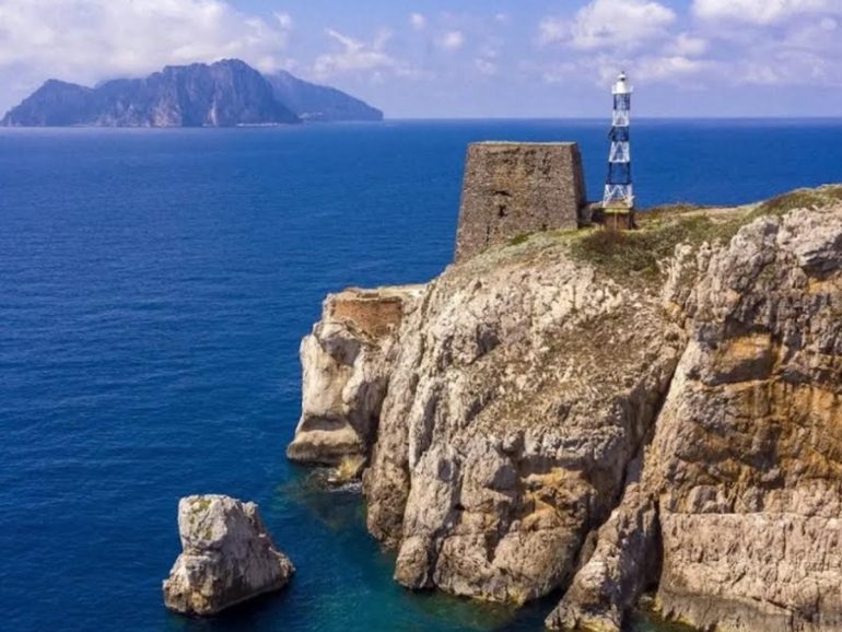 Capitaneria di Porto di Castellammare: 12 verbali e sequestri nell’Area Marina Protetta Punta Campanella
