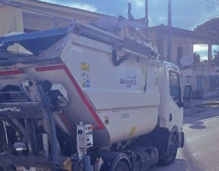 Grazzanise, furto nella ditta di raccolta rifiuti
