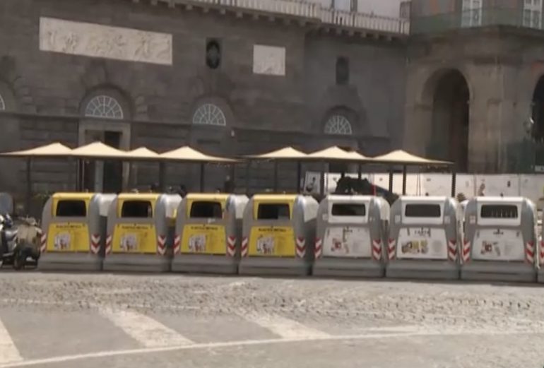 Napoli, nuovo calendario per la raccolta differenziata nei Quartieri Spagnoli e San Ferdinando