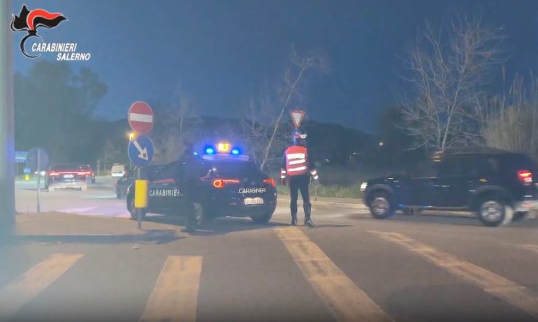 Salerno, tentato omicidio dopo lite in discoteca: in carcere due fratelli vicini al gruppo “i ragazzi di Pastena”