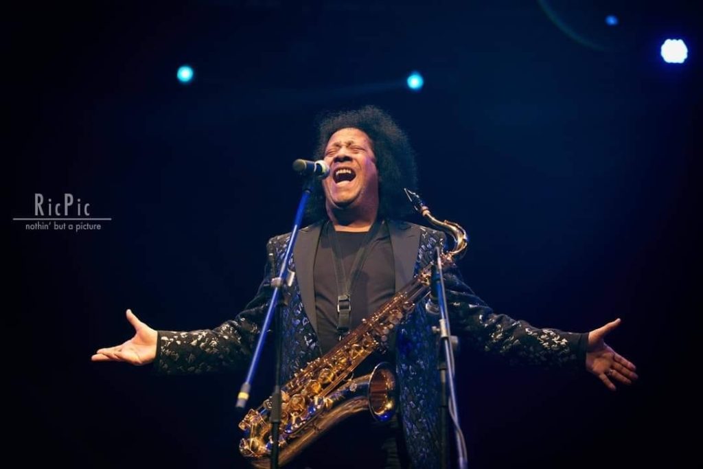 James Senese rassicura i fan: “Ci vediamo presto”