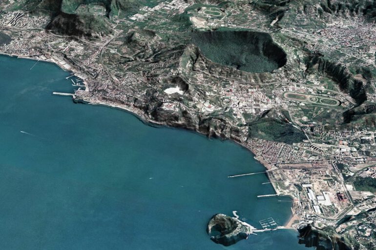 Campi Flegrei, rallenta il sollevamento del suolo: dati confermano il trend