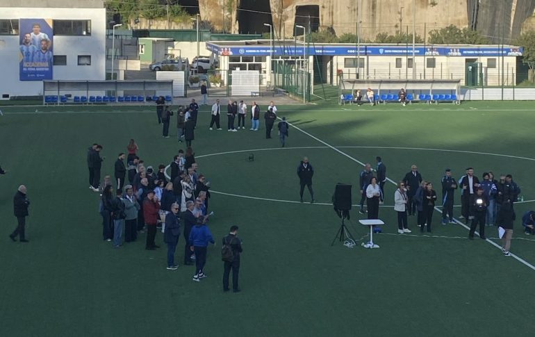 Rione Sanità, inaugurato il campo di calcio regalo dei campioni argentini
