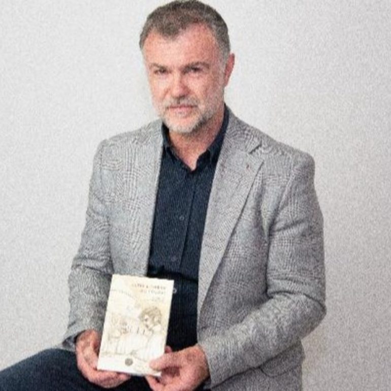 Oltre l’ombra dei colori: il romanzo d’esordio di Carlo Morriello