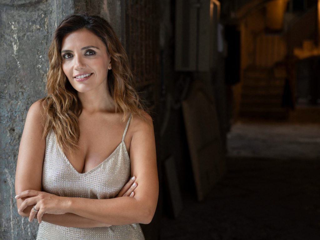 Napoli, stasera “La Notte della Tammorra” con Serena Rossi in Piazza Mercato