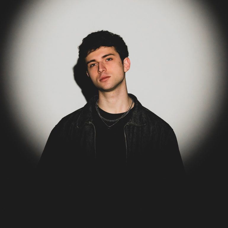 Crytical: il nuovo singolo Fight Club da venerdì 18 aprile