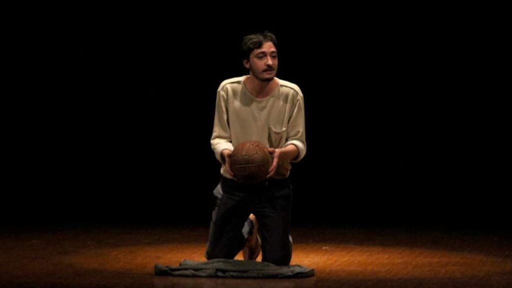 Al Teatro Serra in scena Rainbow, storia di un ragazzo in guerra