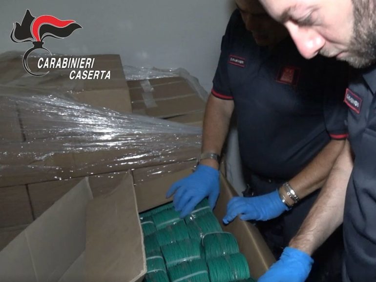 Laboratori clandestini di esplosivi nel Casertano: due arresti a Calvi Risorta e Francolise