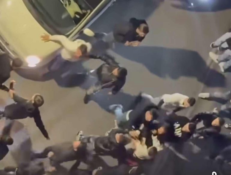 Giugliano, istituite tre “zone rosse” dopo la rissa in piazza Gramsci