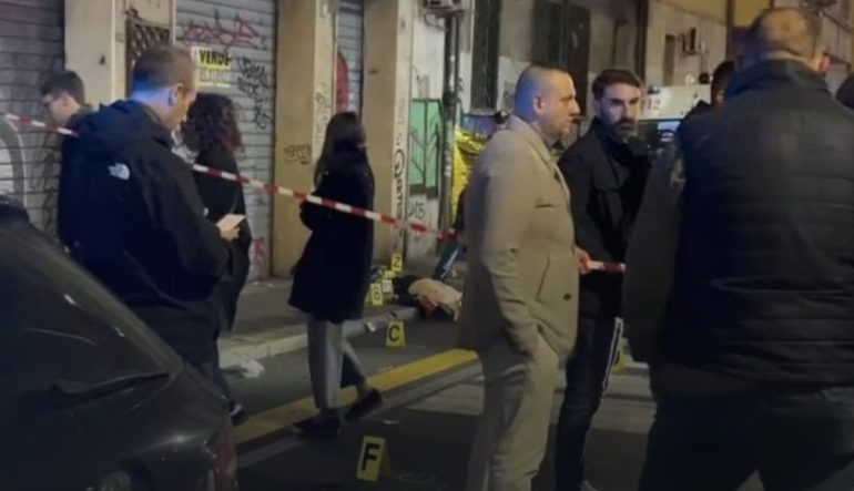 Coppia di cinesi massacrata a colpi di pistola davanti casa