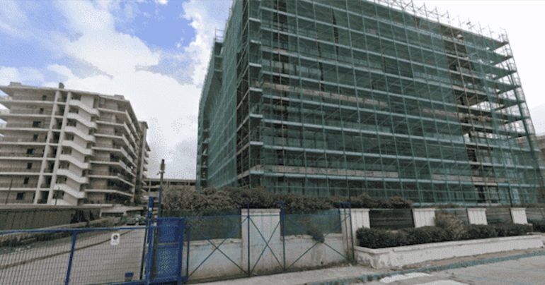 Castel Volturno, sequestrati i 104 appartamenti abusivi di Palazzo Marina