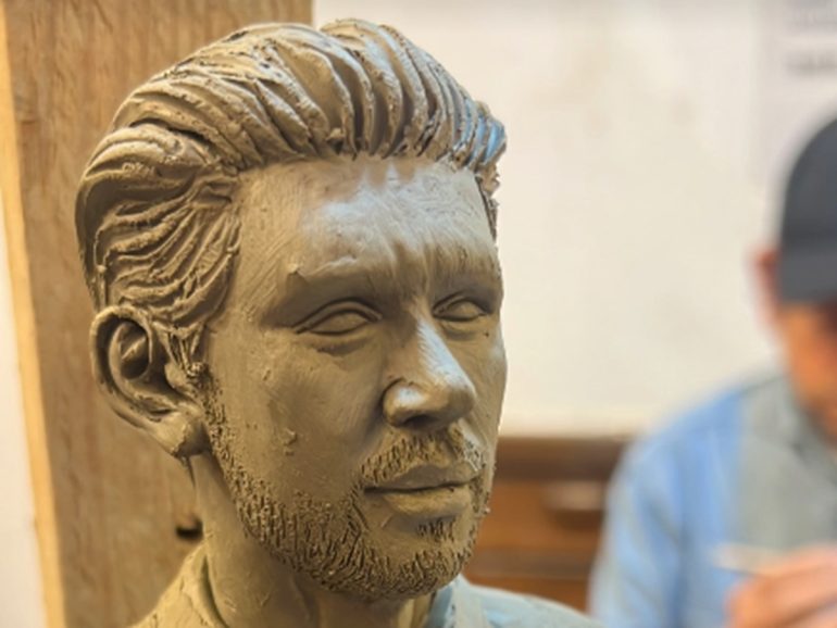 Napoli è già pazza per De Bruyne: in attesa della firma a San Gregorio Armeno è in arrivo la sua statuina
