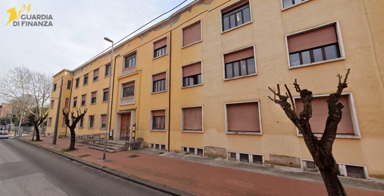 Corte dei Conti: 75 indagati per assenteismo fraudolento nel Genio Civile della Campania