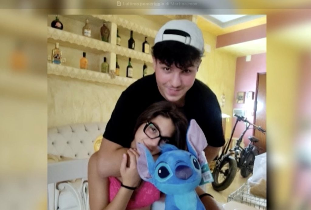 Omicidio Martina Carbonaro, domani l’ex fidanzato assassino davanti al gip