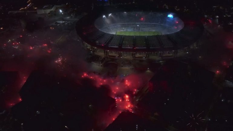 Napoli campione d’Italia, esplode la festa: città in estasi. Invasa piazza Plebiscito
