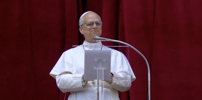 Napoli si prepara ad accogliere Papa Leone XIV: centro e lungomare con viabilità straordinaria