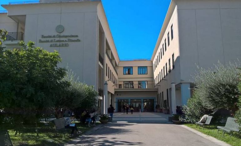 Scandalo concorsi all’Università Vanvitelli: 8 indagati per alterazione di bando