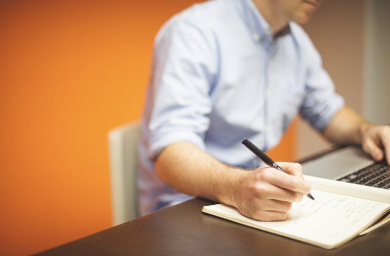 L’Impatto dell’IA sulle Strategie di Marketing Digitale e sul Business a Monaco