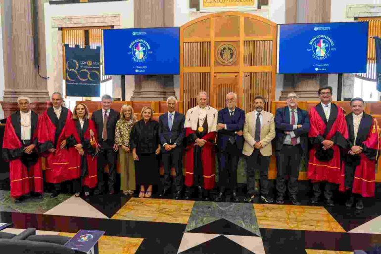 La Federico II Festeggia 801 Anni di Storia: premiati i “Laureati Illustri”