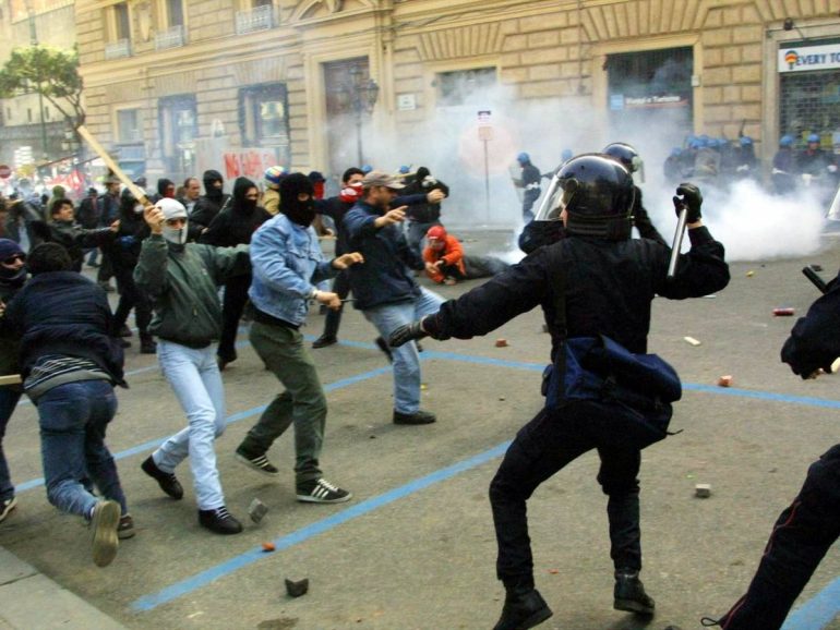 Italia condannata dalla Corte Europea per i fatti della Caserma Raniero a Napoli nel 2001